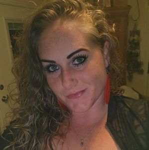 Meet your Posher, Hope